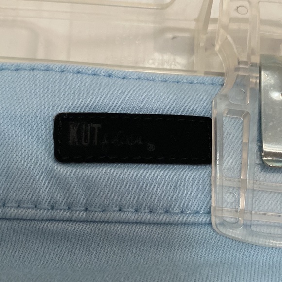 Kut from the Kloth light blue skinny jeans - Picture 6 of 7